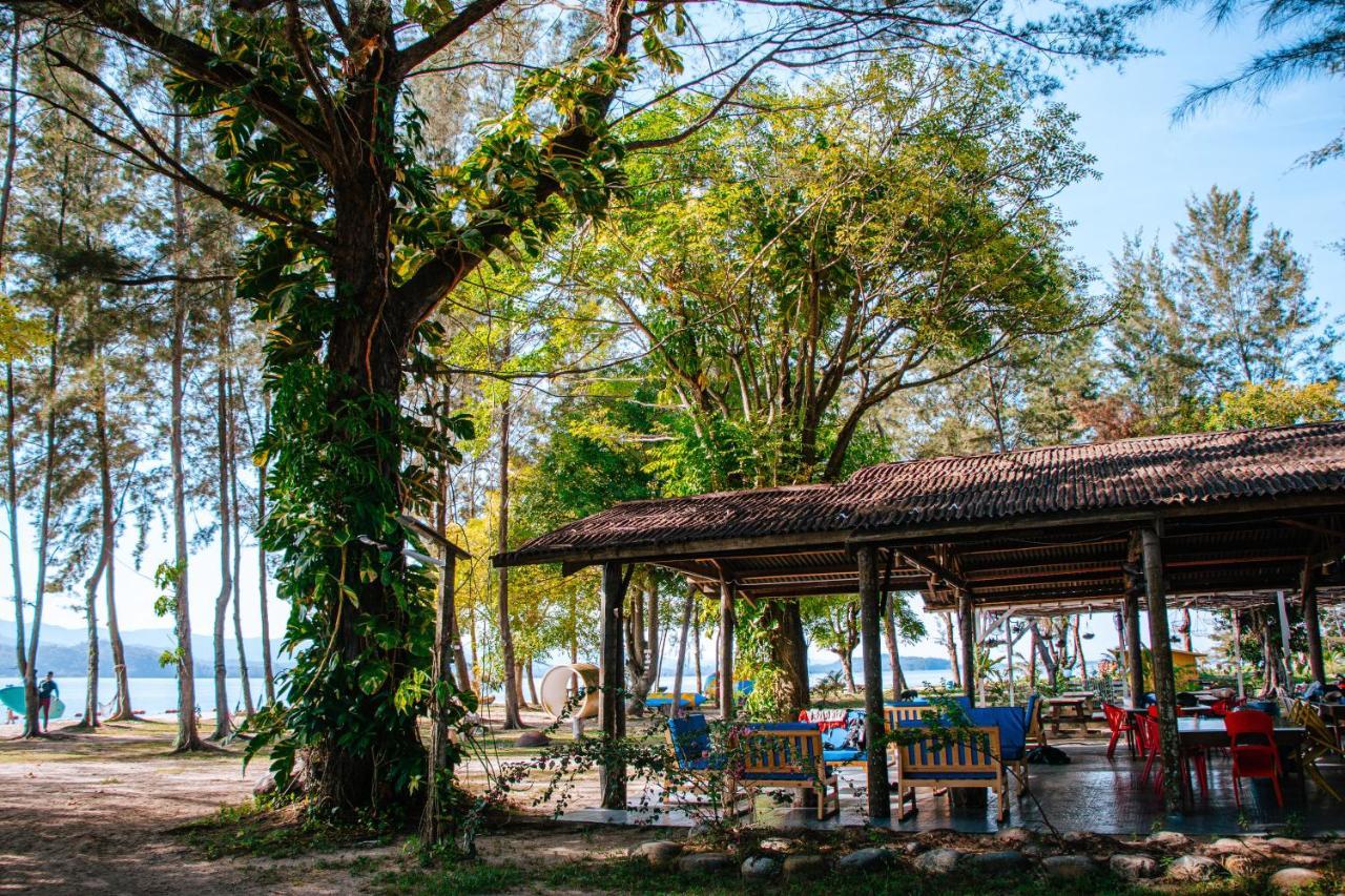 Ara Dinawan Island Resort Papar Exterior photo